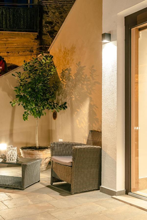 De Gulia Charme And Relax Bed & Breakfast Castellabate Exterior photo