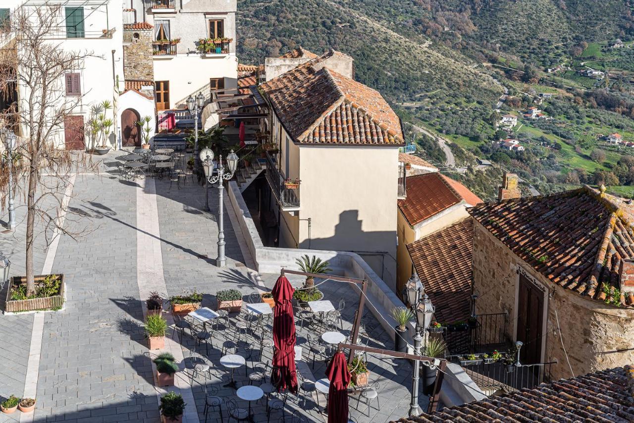 De Gulia Charme And Relax Bed & Breakfast Castellabate Exterior photo